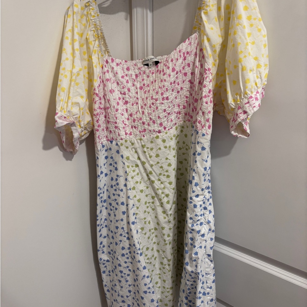 English Factory Women’s Pastel Floral Smocked Dress